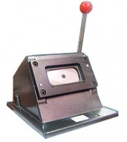 Вырубщик заготовок настольный для прямоугольных значков Stand Cutter, 25х70мм